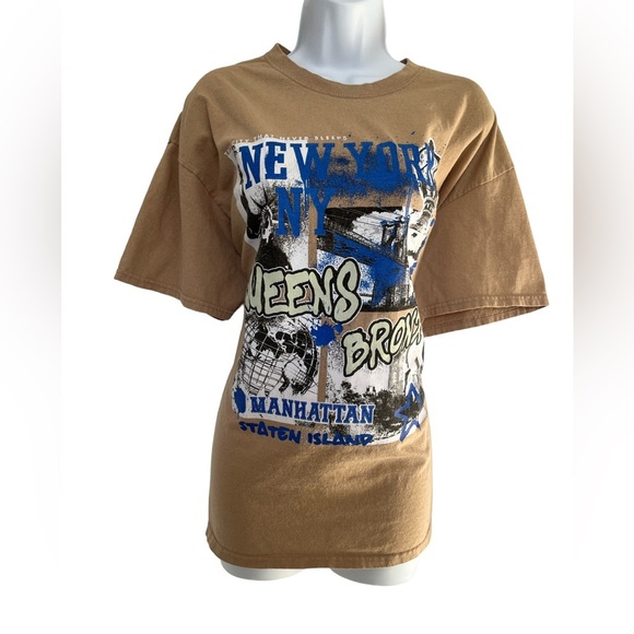 Fashion Nova Tops - Fashion Nova Brown and Blue  New York T Shirt. Condition: Gently used. Size: XL.